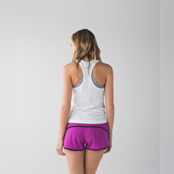 Lululemon Speed Short
Ultra Violet/Space Dye Twist Ultra Violet Multi/Naval Blue - Picture 2 of 4